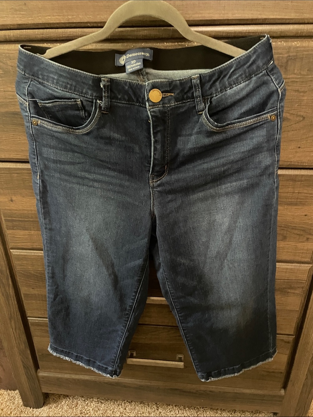 Democracy Dark Blue Cropped Jeans - Mid Rise Capris